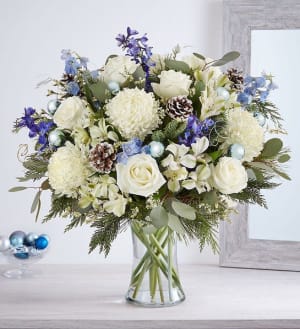 Season's Wishes Bouquet Flower Bouquet