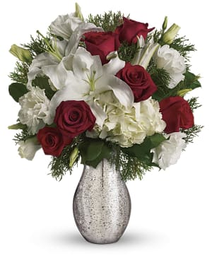 A Christmas Kiss by Teleflora Flower Bouquet