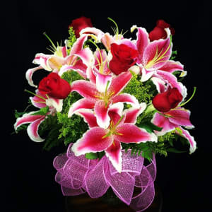 Stargazer Lily and Roses Flower Bouquet