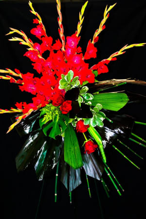 Contemporary Standing Spray Flower Bouquet