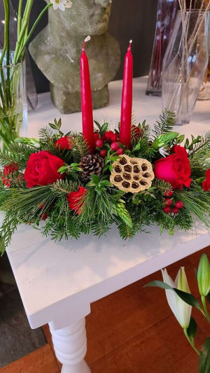 Reds and Golds centerpiece