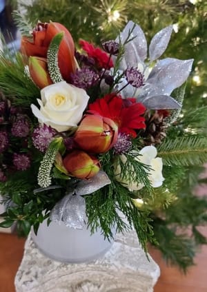 Glistening Blooms Flower Bouquet