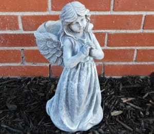 Small Angel Wing Planter Flower Bouquet