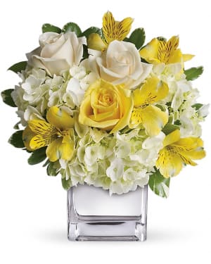 Teleflora's Sweetest Sunrise Bouquet Flower Bouquet