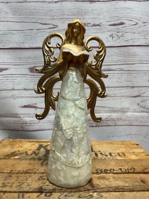 Elegant and Gold Angel Flower Arrangement Elegant and Gold Angel Flower Bouquet