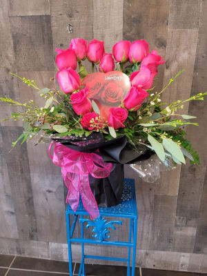 My Heart Is Yours Bouquet Flower Arrangement My Heart Is Yours Bouquet Flower Bouquet