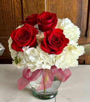 Roses and Hydrangeas Flower Bouquet