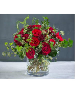 Modern Classic Roses Flower Bouquet