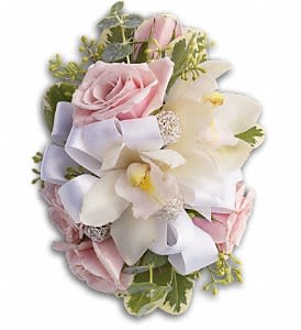 Dreamy Pink Wristlet Flower Bouquet