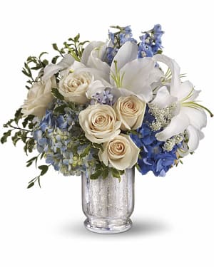 Teleflora's Seaside Centerpiece Flower Bouquet