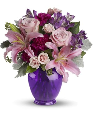 Teleflora's Elegant Beauty Flower Bouquet