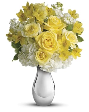 Teleflora's So Pretty Bouquet Flower Bouquet