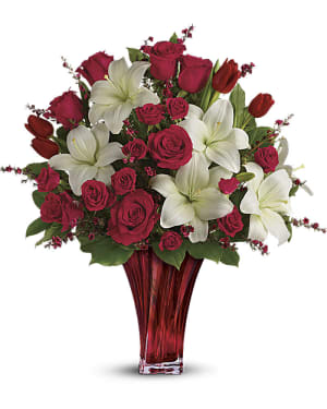 Love's Passion Bouquet by Teleflora Flower Bouquet