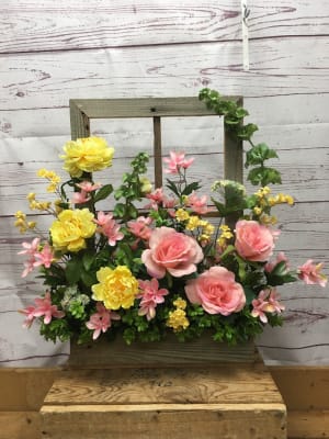 Window Garden Silk (Artificial) Floral Arrangement Flower Bouquet