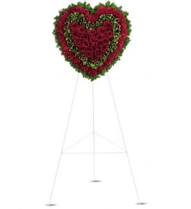 Majestic Heart Spray Flower Bouquet