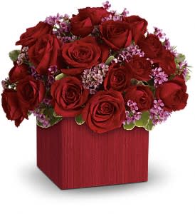 Steal My Heart by Teleflora Flower Bouquet