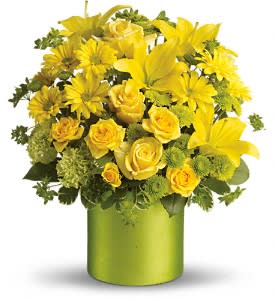 Teleflora's Say It With Sunshine Flower Bouquet