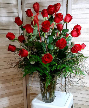 Two Dozen Roses red or pink or white or yellow roses Flower Bouquet