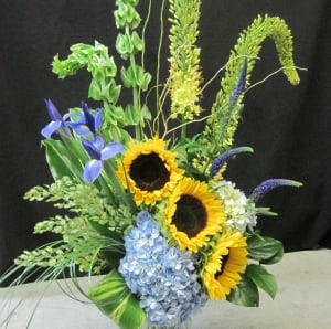 Whiplash Flower Bouquet