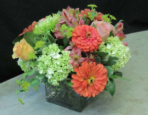 Short and Sweet Flower Bouquet