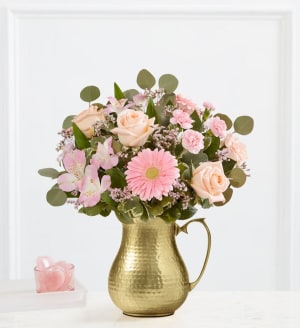 Blushing Beauty Medley™ Bouquet Flower Arrangement Blushing Beauty Medley™ Bouquet Flower Bouquet
