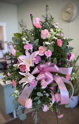 Pink Memories Standing Spray Flower Bouquet