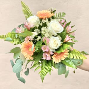 Peachy Keen Bouquet Flower Bouquet