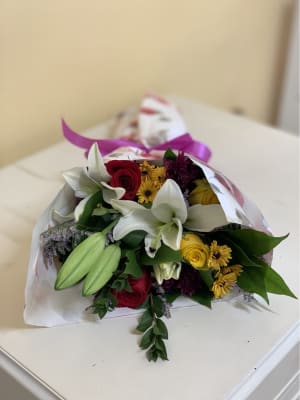 Mixed bouquet-Designer’s Choice Flower Bouquet