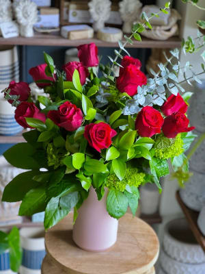 CLASSIC DOZEN RED ROSES Flower Bouquet