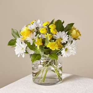 Sunny Sentiments™ Bouquet Flower Bouquet