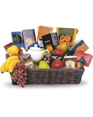 Grande Gourmet Fruit Basket Flower Arrangement Grande Gourmet Fruit Basket Flower Bouquet