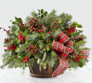 Holiday Homecomingsâ?¢ Basket Flower Arrangement Holiday Homecomingsâ?¢ Basket Flower Bouquet