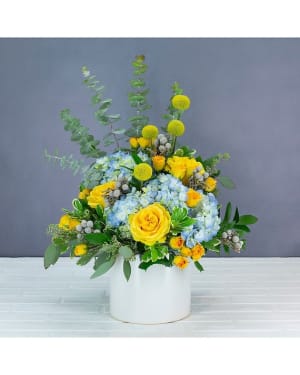 Golden Eye Flower Bouquet