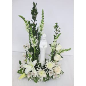 Peaceful Madonna - Deluxe Flower Bouquet