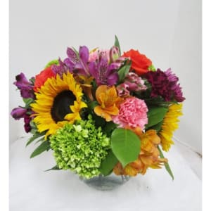 Dramatic Effects Centerpiece Flower Bouquet