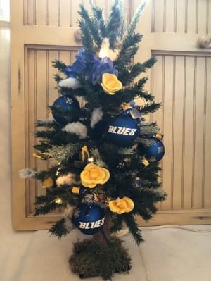 St. Louis Blues Hockey Christmas Tree Flower Bouquet