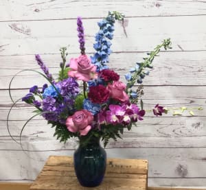 Brilliant Jeweled Vase Flower Bouquet