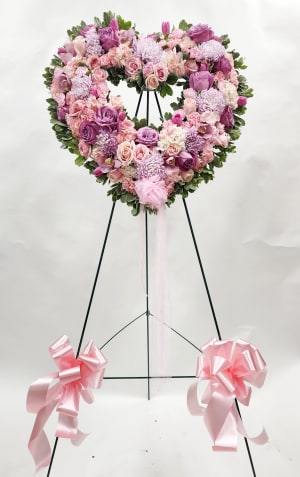 FUNERAL HEART 34 Flower Bouquet