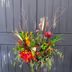 Proud Hunter Woodlands Sighting Flower Bouquet