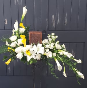 Elegant Calla Lilies and Roses Urn Surround Flower Bouquet