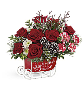 Teleflora's Dashing Sleigh Bouquet Flower Bouquet