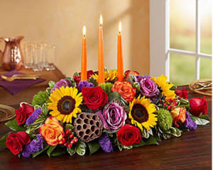 Grand Gesture Centerpiece Flower Bouquet