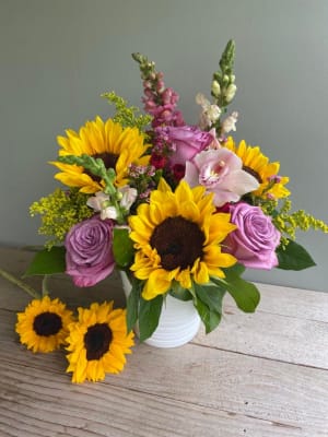 Sunny Smiles Flower Bouquet