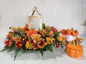 Latern Centerpiece Flower Bouquet