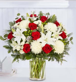 Garden of Grandeur Holiday Flower Bouquet