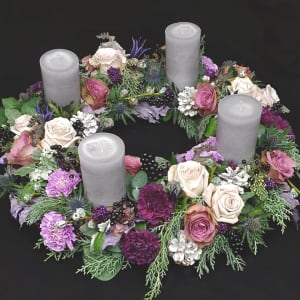 Elegance Candle Wreath Flower Bouquet