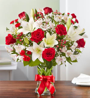 Fields of Europe® Christmas Flower Bouquet