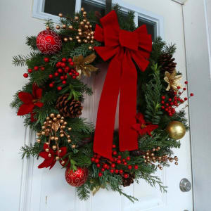 Christmas Wreath with Decorations Flower Bouquet