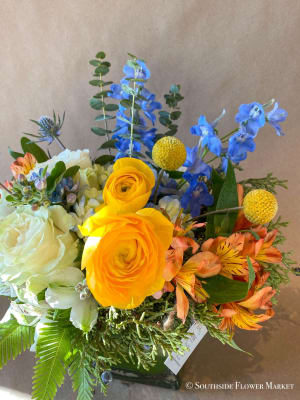 Hanukkah Fresh Floral Arrangement Flower Bouquet