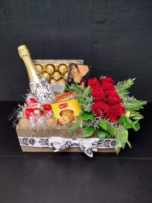 BELAIRE LUXE  GIFT BOX Flower Bouquet